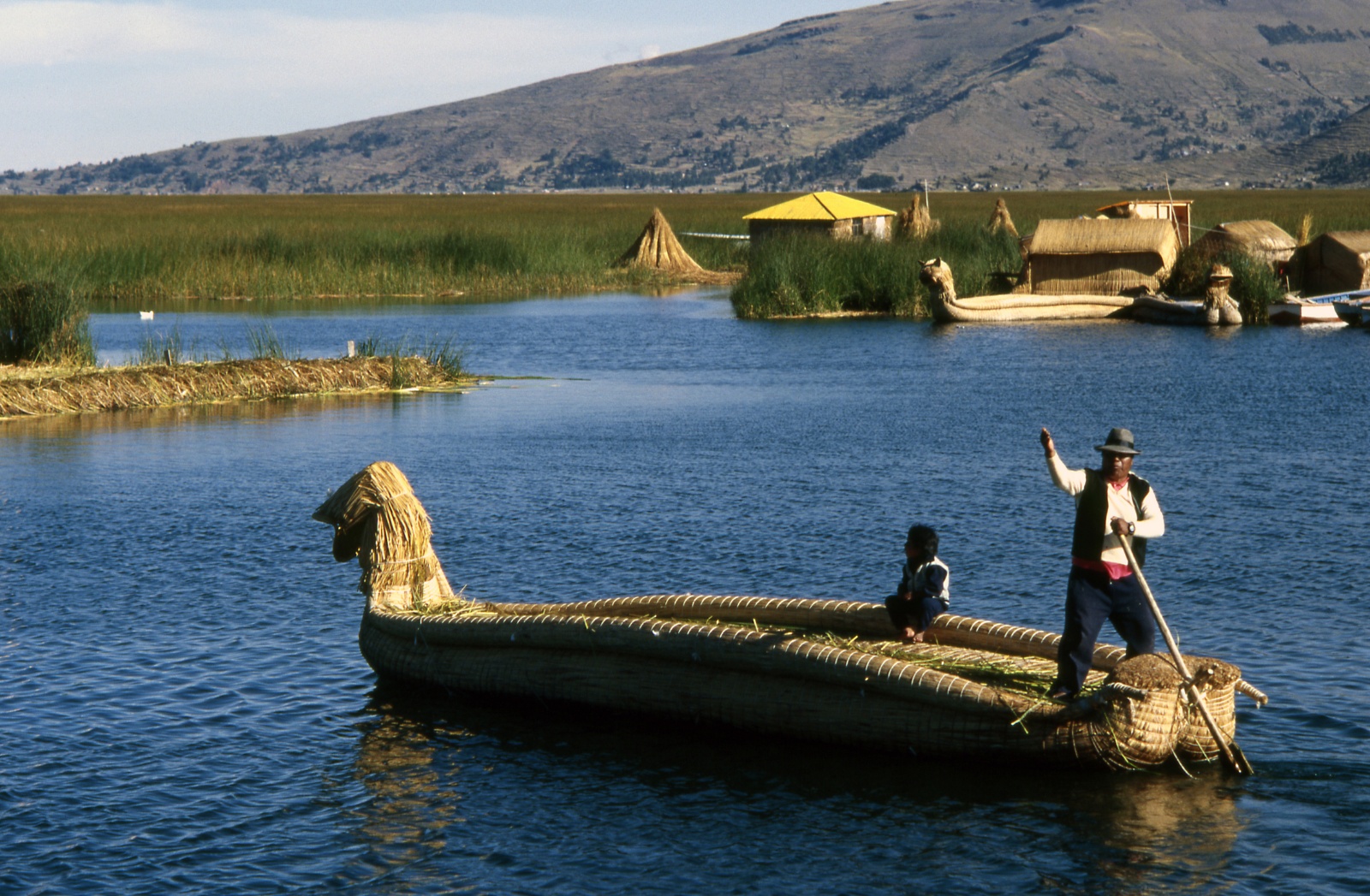 Titikaka lake, Uros